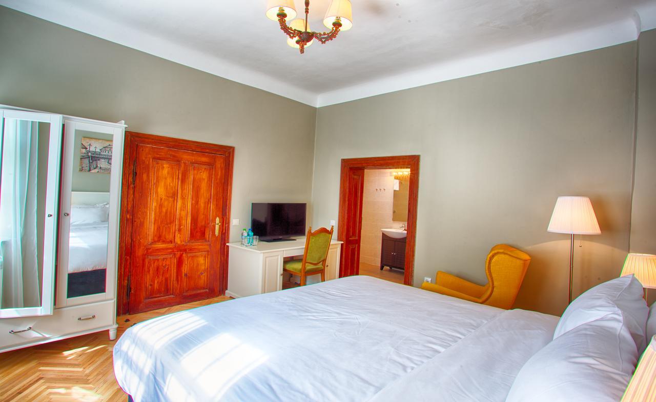 Bed and Breakfast Goldsmith Sybin Zewnętrze zdjęcie