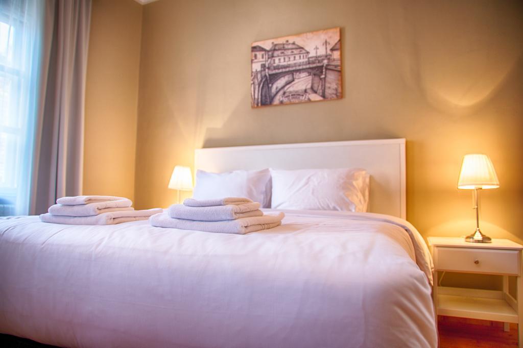 Bed and Breakfast Goldsmith Sybin Zewnętrze zdjęcie